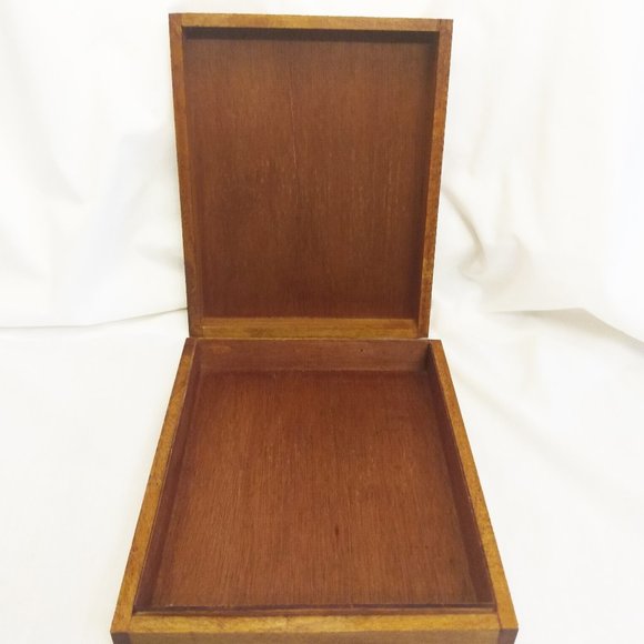 Olive Green Scented Large, Square Candle With Wooden Case/Box - Picture 10 of 15